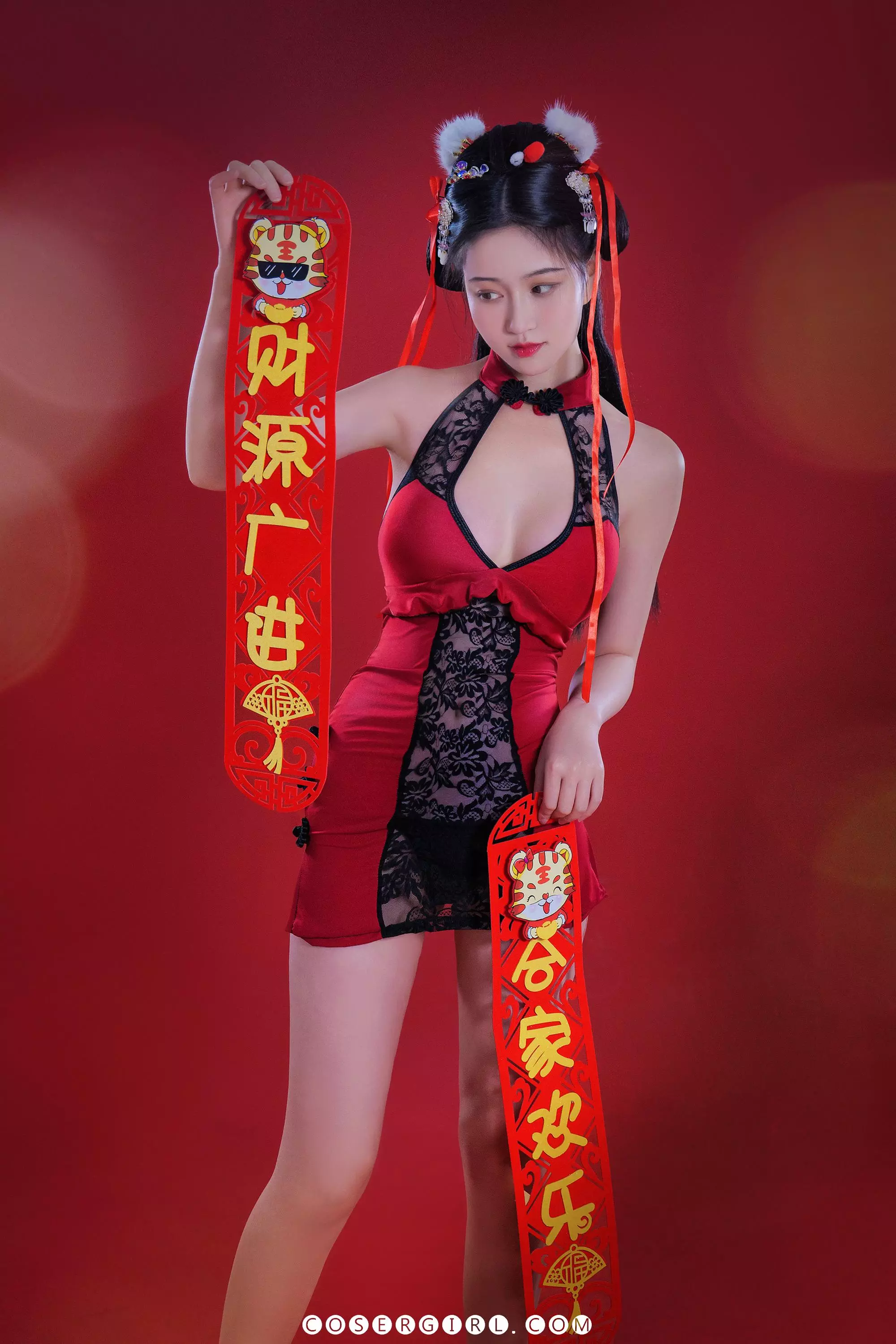 图片[5]-年年《拜年》写真——红衣少女送福来，年味就在这一刻绽放-COSERYYDS