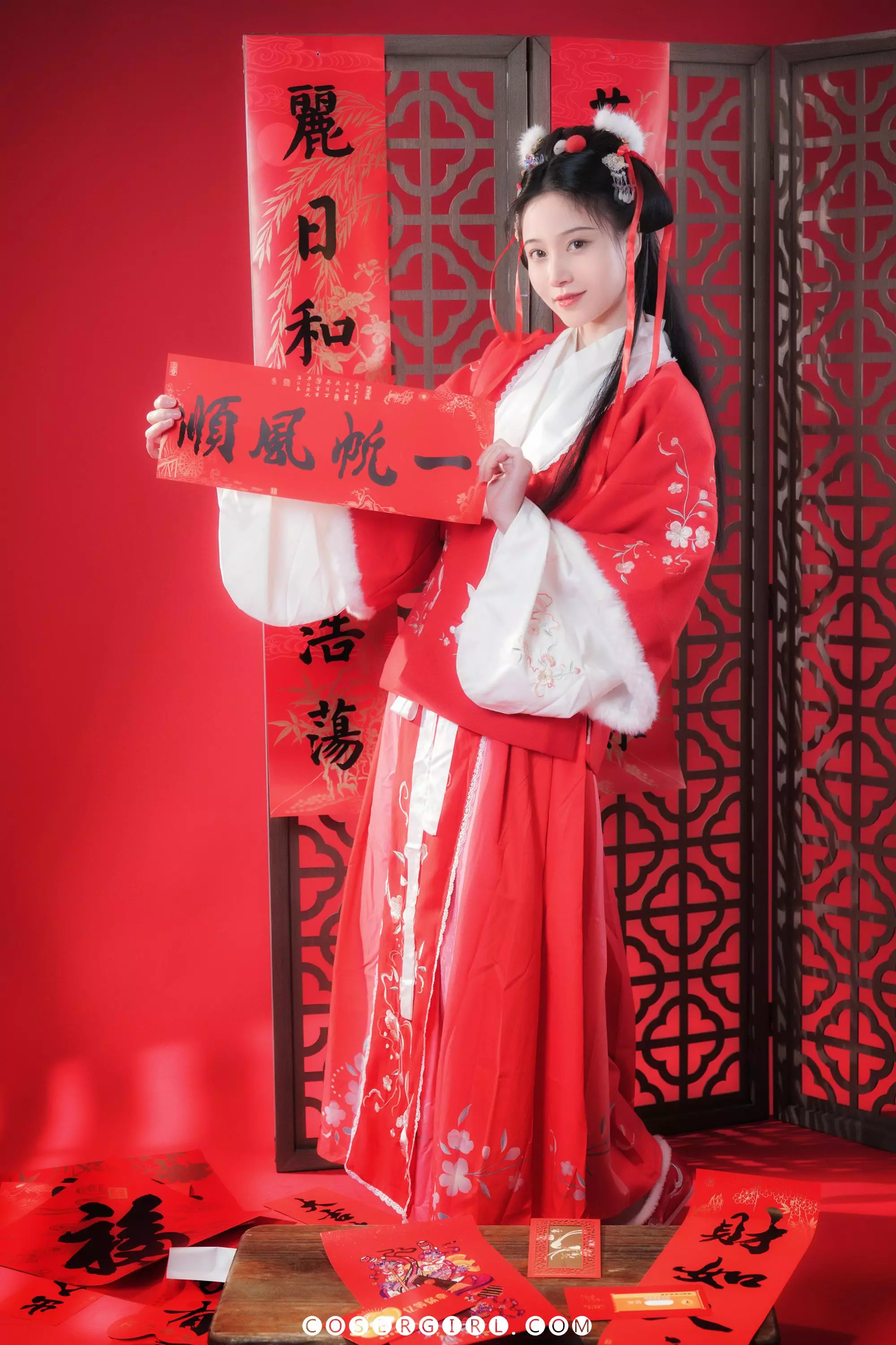 图片[6]-年年《拜年》写真——红衣少女送福来，年味就在这一刻绽放-COSERYYDS