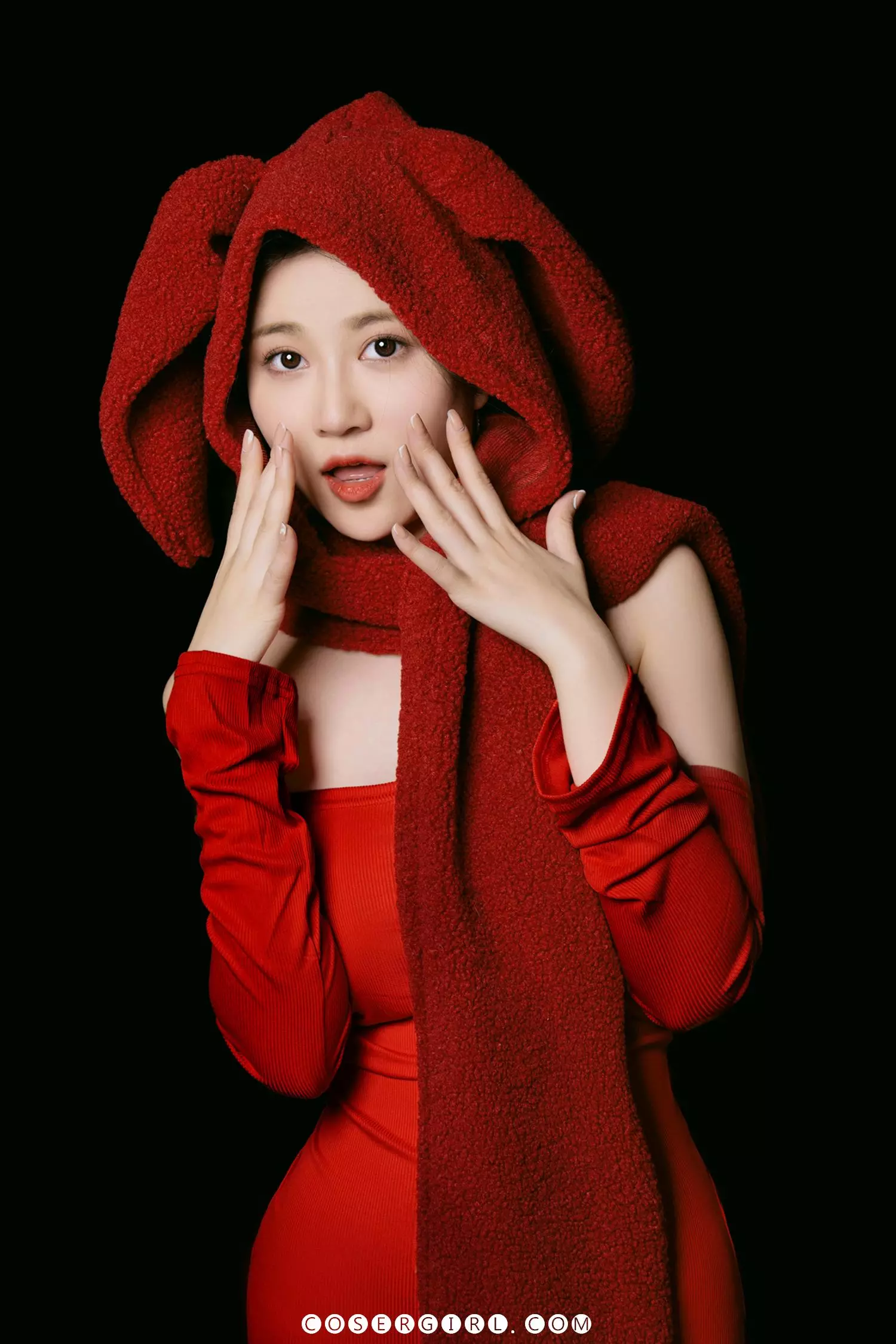 年年《拜兔年》写真——软萌红兔上线，祝你红红火火一整年！-COSER视觉