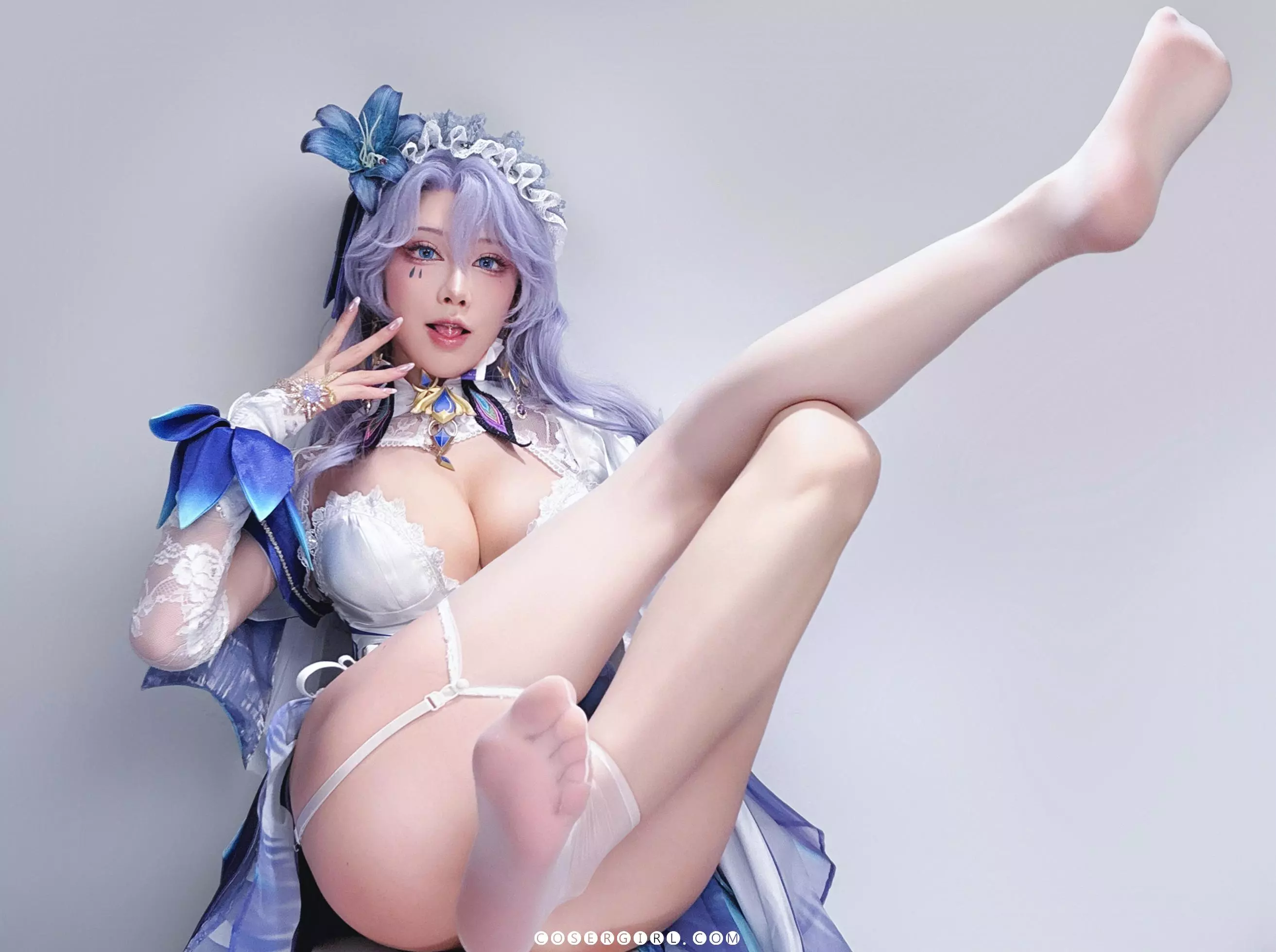 白丝美足·水淼AquaCosplay鸣潮Cantarella的亲密自拍-coseryyds